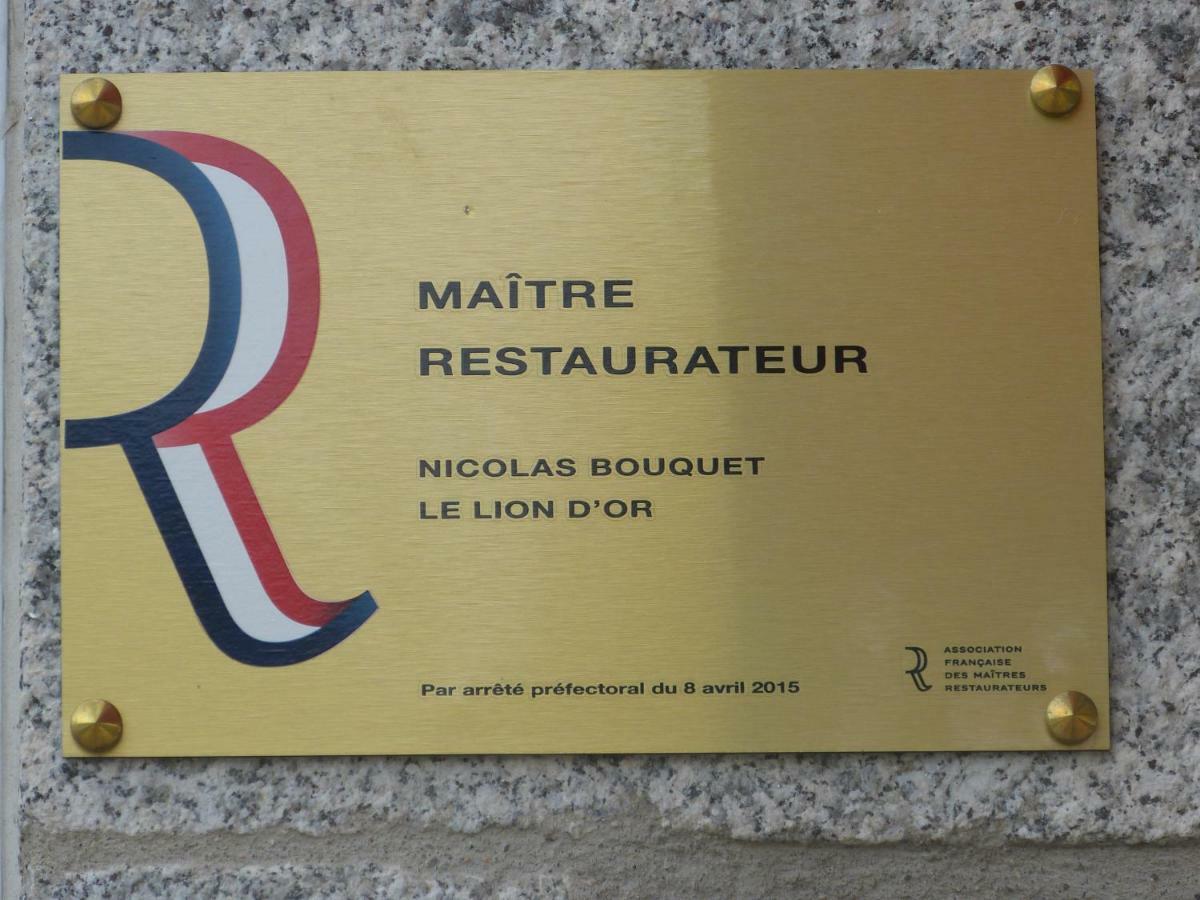 Le Lion D'Or Hotel Saint-Chély-dʼApcher Kültér fotó